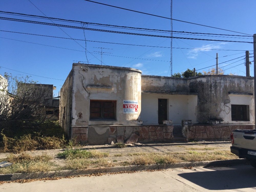 Casa Calle Sarmiento esquina San Lorenzo