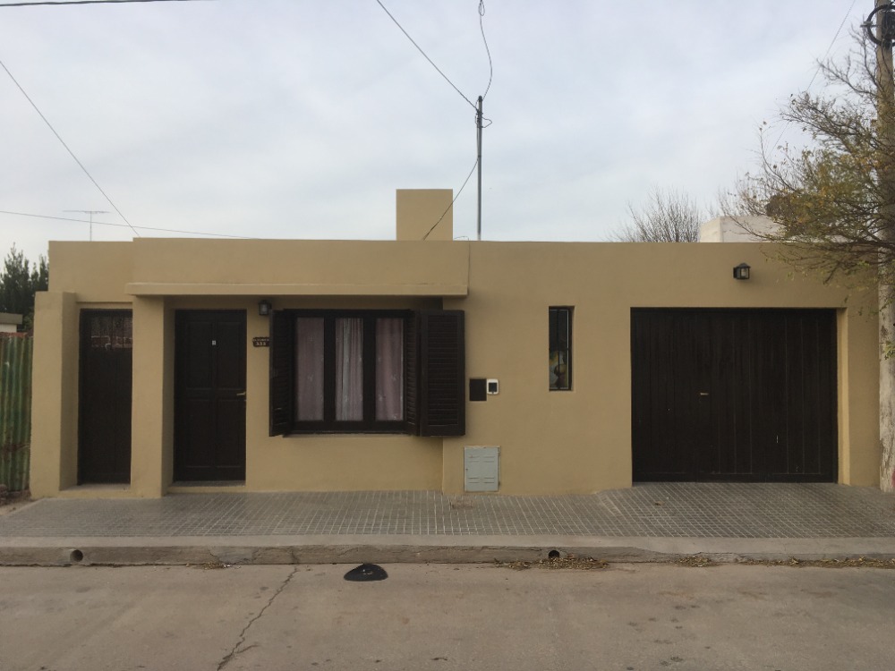 Calle Dean Funez 353