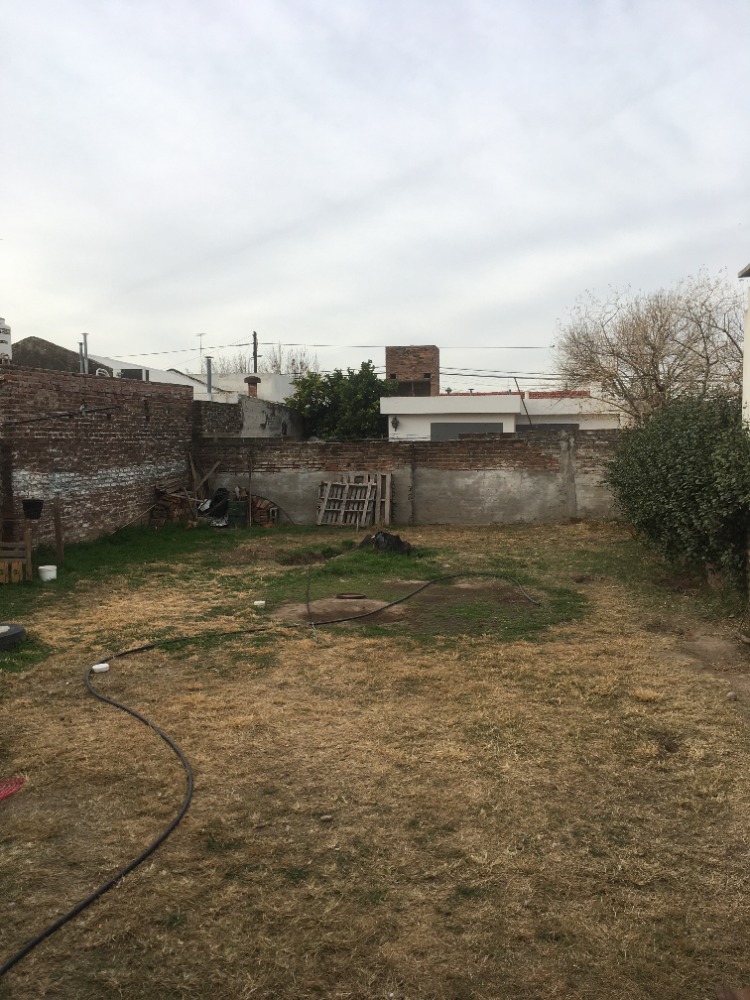 Calle Dean Funez 353