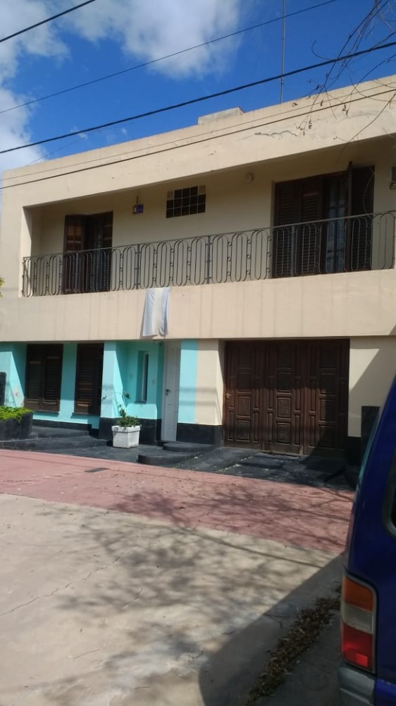 CASA CALLE B. MITRE s/n AL 1100