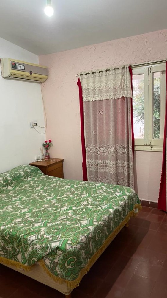 Casa calle Dean Funez 1329