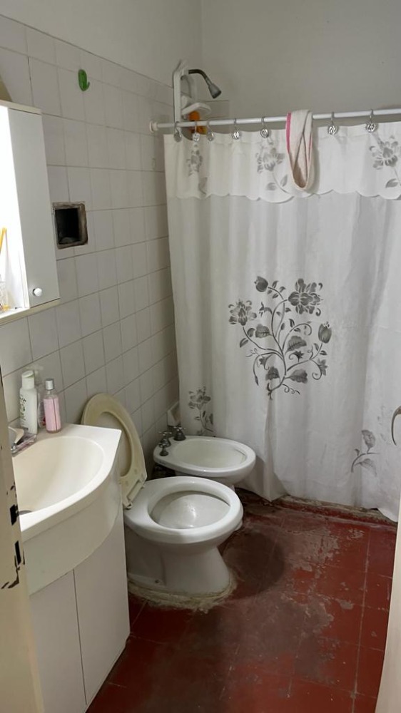 Casa calle Dean Funez 1329