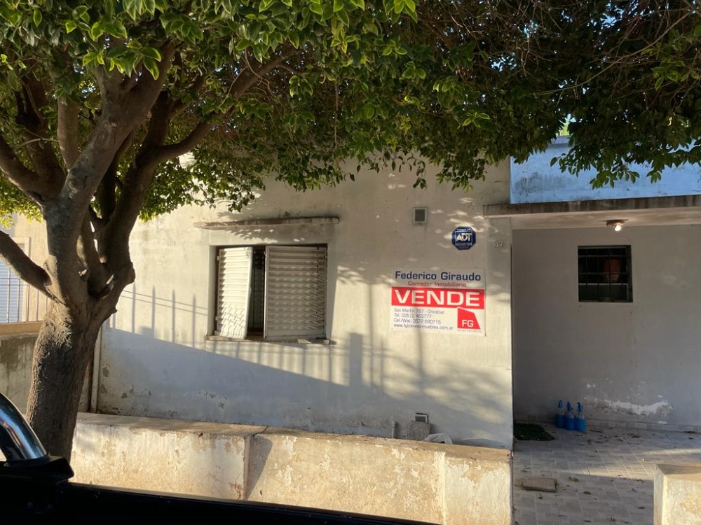 Calle 25 de Febrero al  80