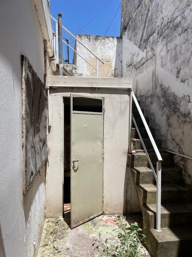 Casa Calle 9 de Julio Frente Plaza San Martín