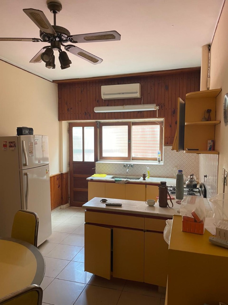 Casa Calle 9 de Julio Frente Plaza San Martín
