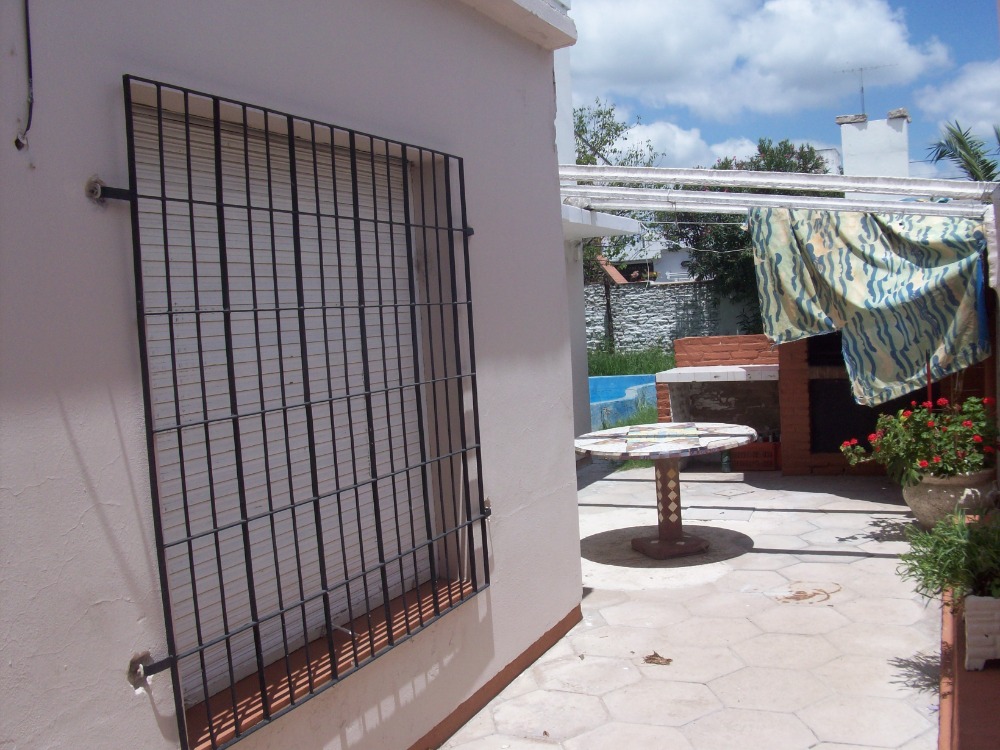 Casa Calle Rivadavia 550