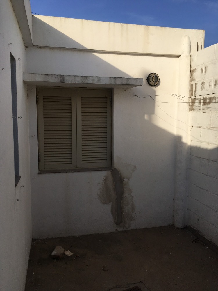 CASA EN VENTA. Santa Cruz esq. Pueyrredon