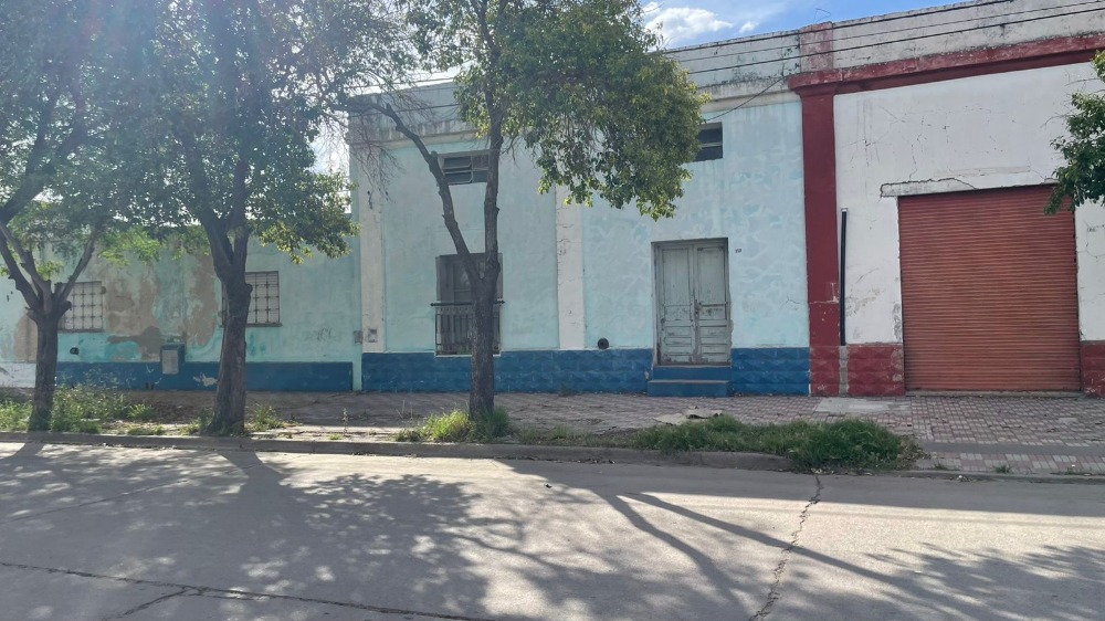 PROPIEDAD EN VENTA. 25 DE MAYO Y SAENZ PEÑA