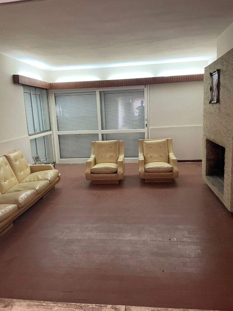 CASA EN VENTA. SAN MARTIN 338