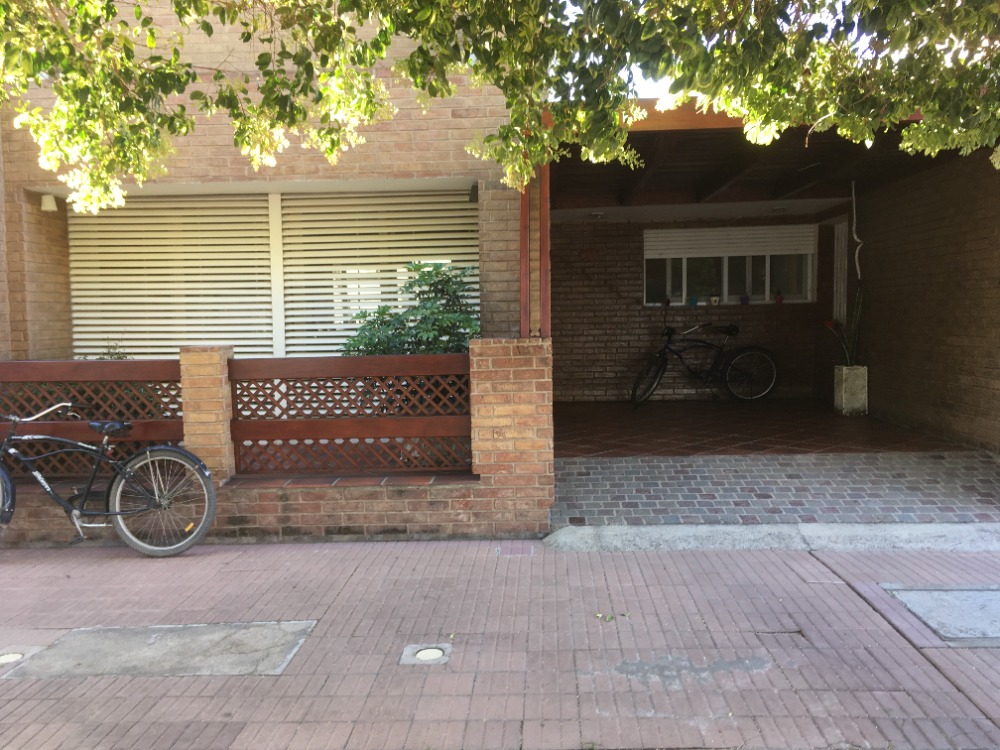 Casa Calle Uruguay 233