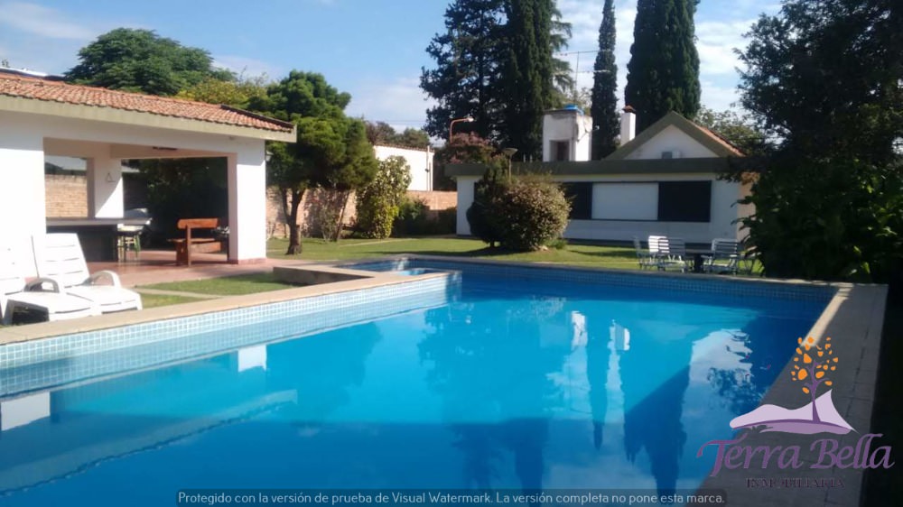 CHALET PARA 8/10 PERSONAS CON GRAN PARQUE, PISCINA Y QUINCHO