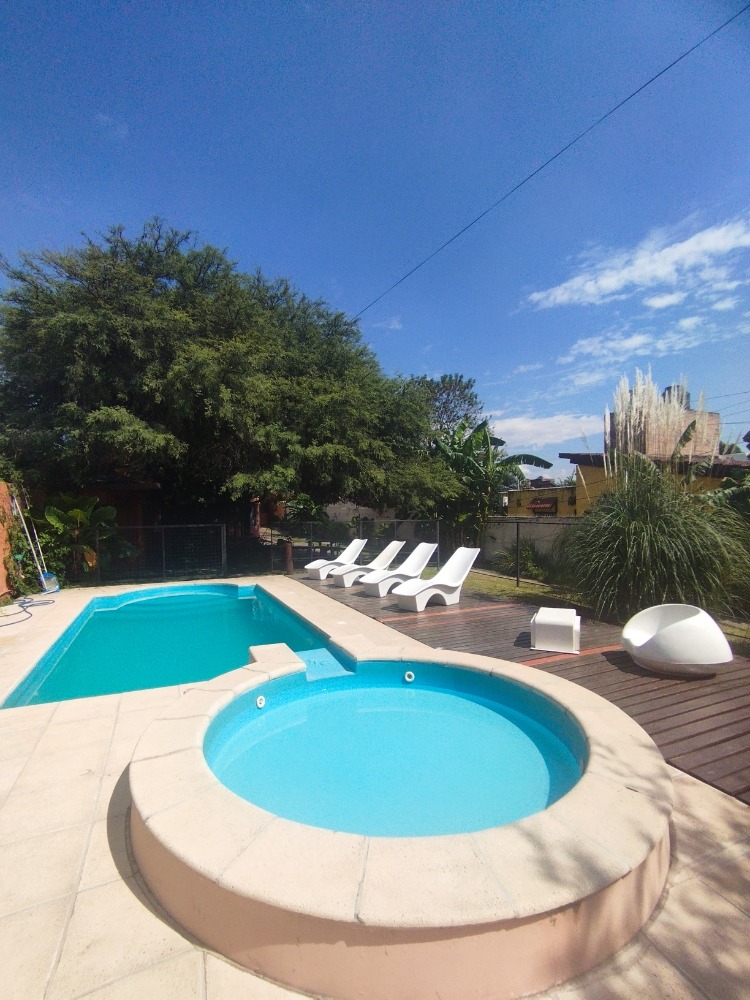 CABAÑAS 2 a 6 PERS - PILETA. PARRILLA. COCHERA. EQUIPAMIENTO FULL