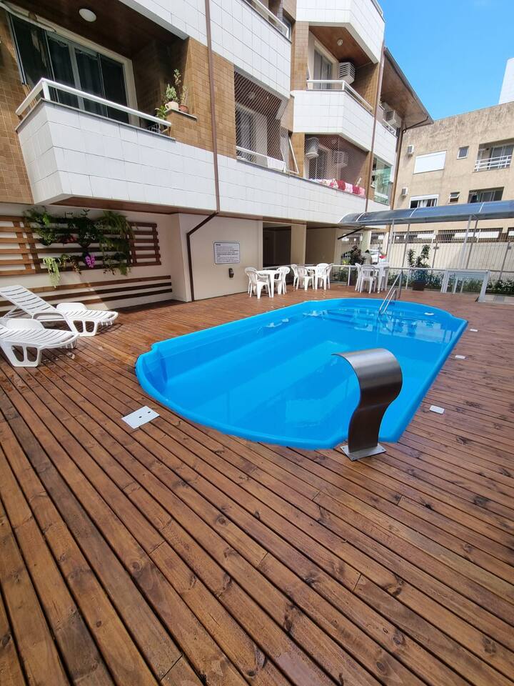 5 PERSONAS - CON PILETA A 250 METROS PLAYA