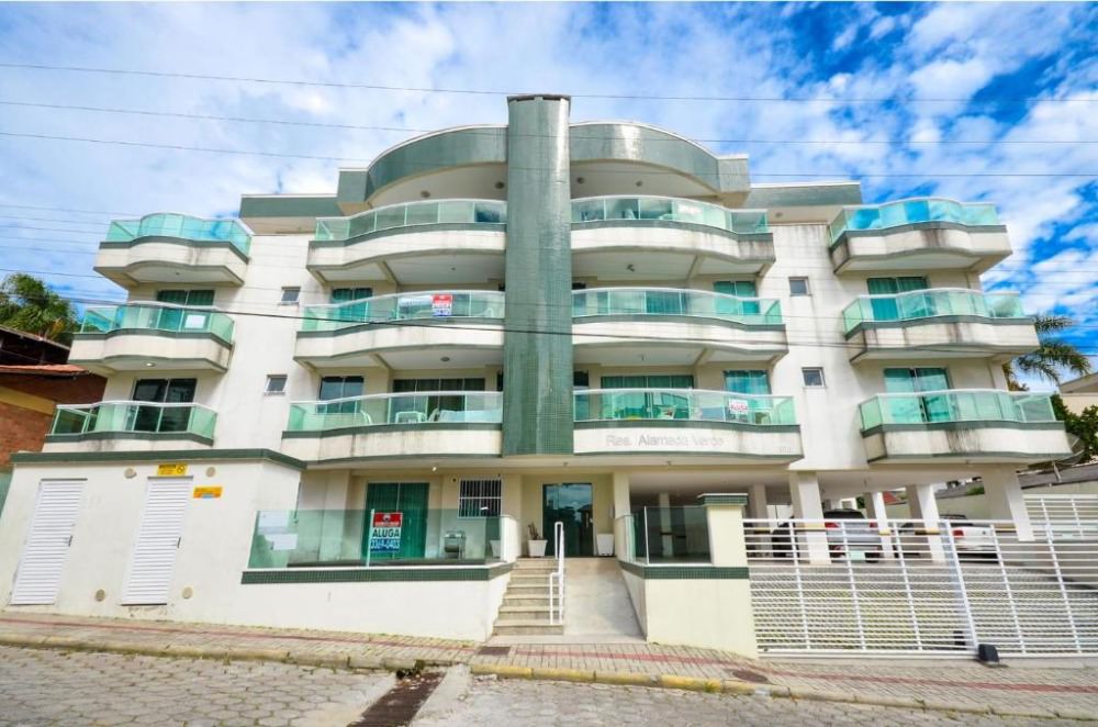 HERMOSO DEPARTAMENTO AMPLIO PARA 6 A 100 METROS DEL MAR