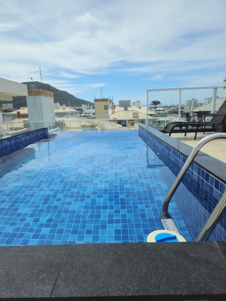 5 PERSONAS - + DE 200 METROS MAR - CON PISCINA