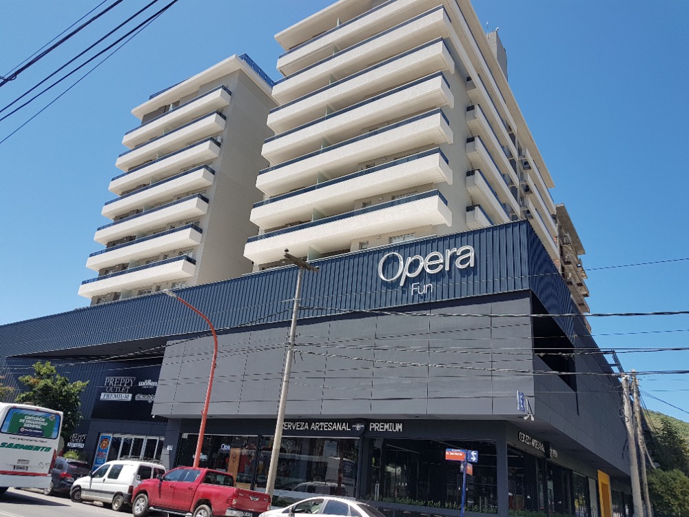 DEPARTAMENTO TIPO MONOAMBIENTE CENTRICO EDIFICIO OPERA