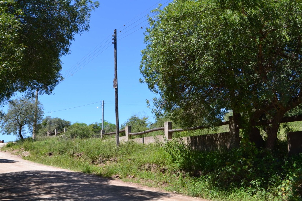 Lote terreno en Tanti. Camino a Flor Serrana