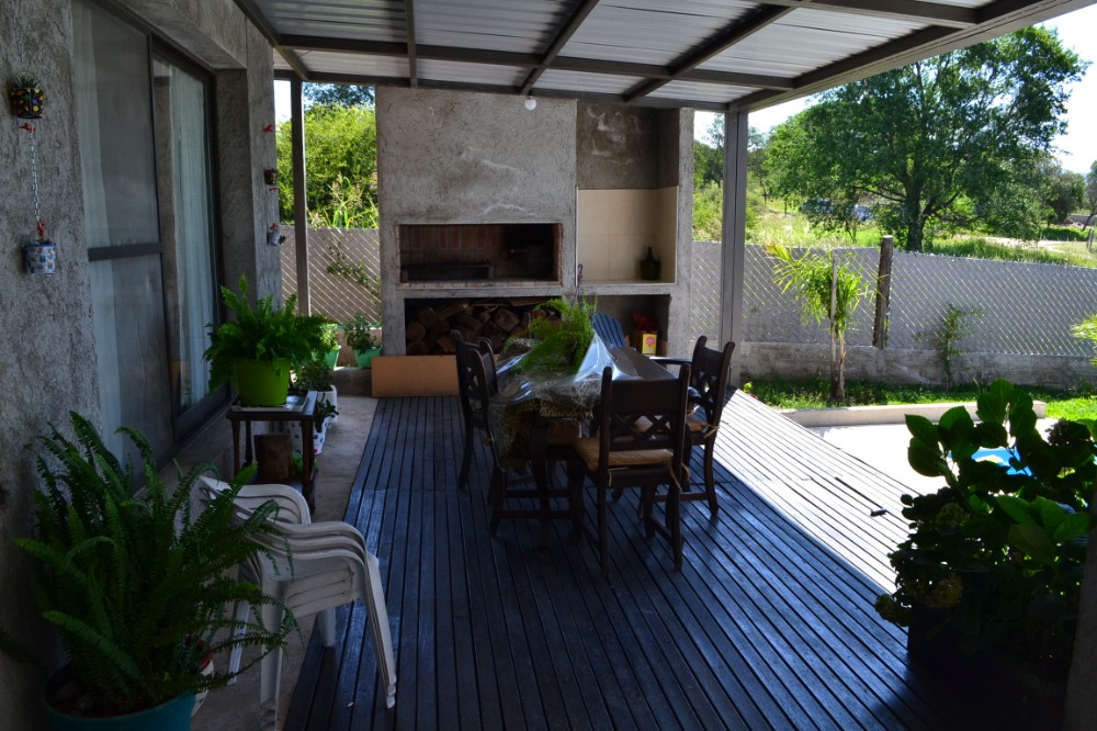 Casa en barrio cerrado de Tanti