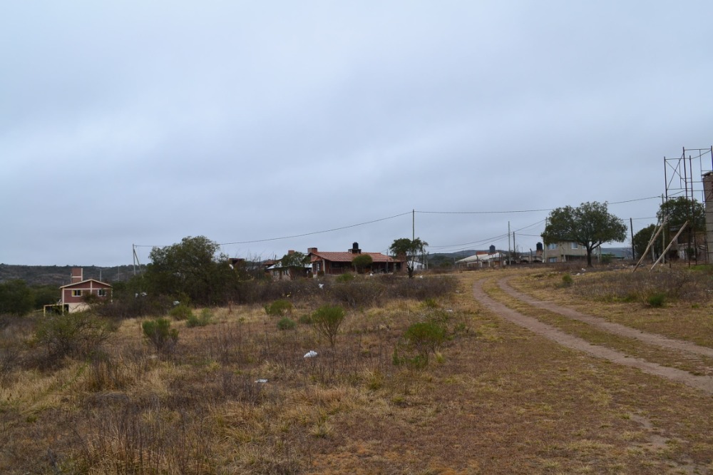 Lotes Terreno en Villa San Miguel. Tanti