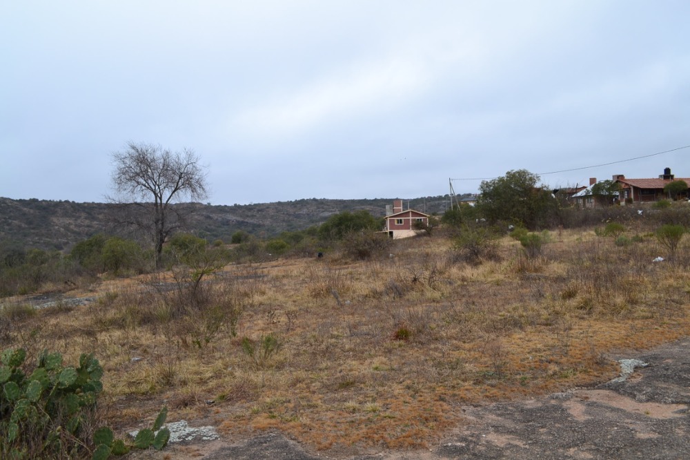Lotes Terreno en Villa San Miguel. Tanti