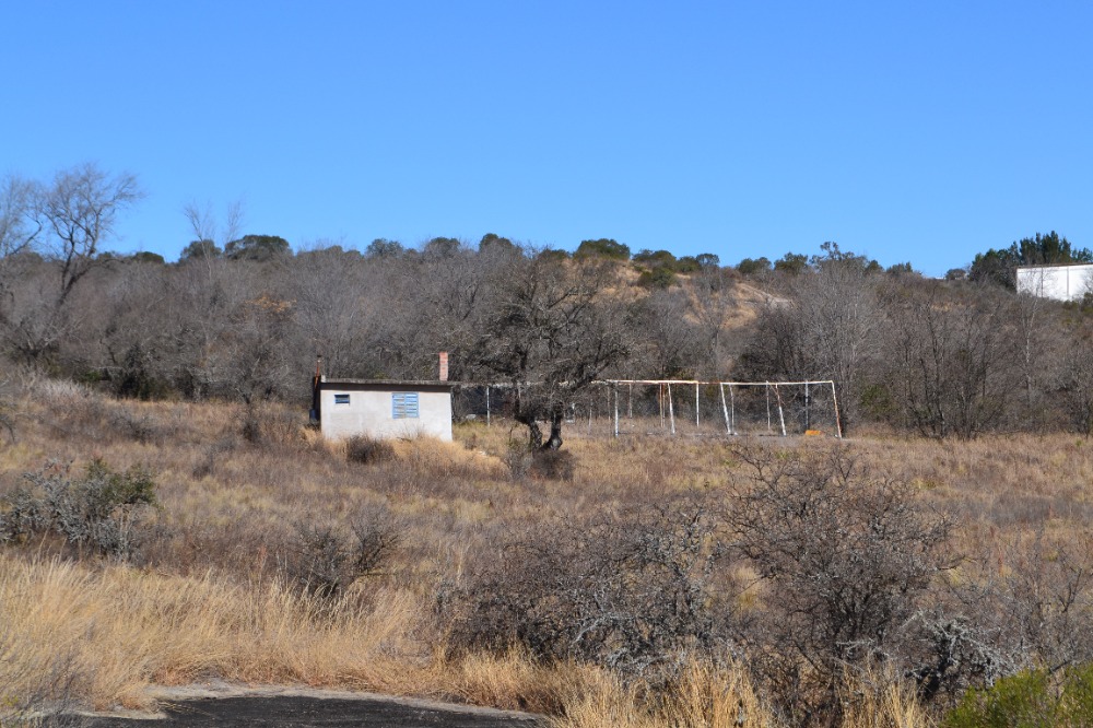 Campo en Tanti. 