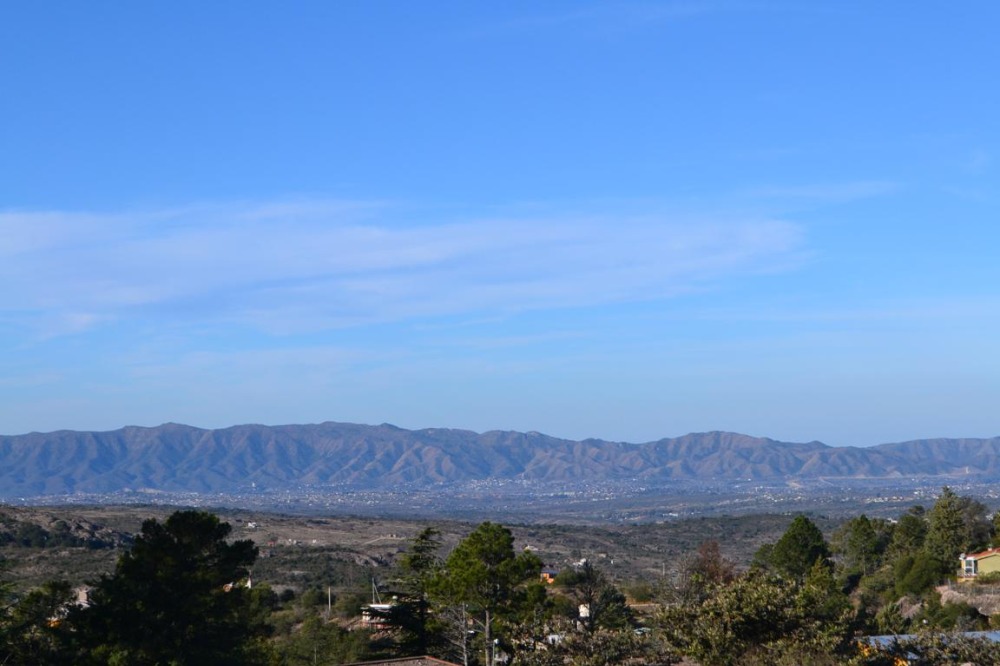 Terreno en Tanti Lomas