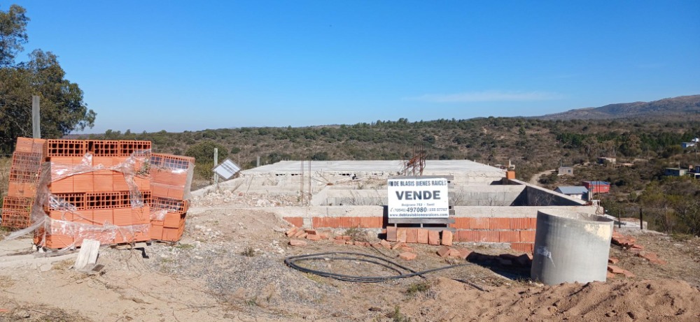 Terreno  con mejoras en Villa Flor Serrana