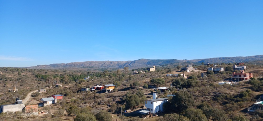 Terreno  con mejoras en Villa Flor Serrana