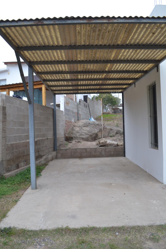 Casa a estrenar en Tanti