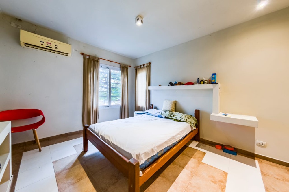 Casa en Villa del Lago. Carlos Paz