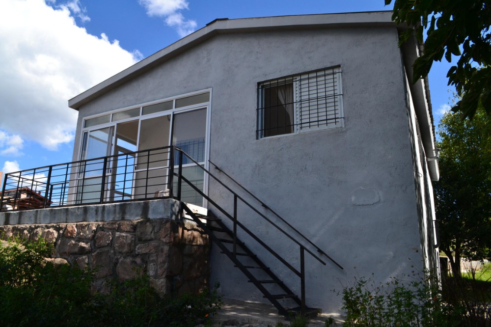 Casa en Barrio Privado Las Pircas. 