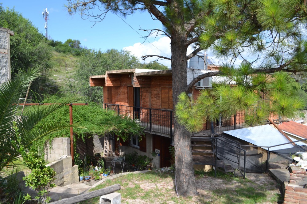 Casa en el centro de Tanti