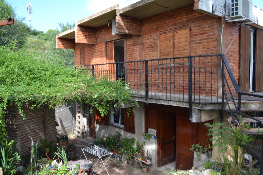 Casa en el centro de Tanti