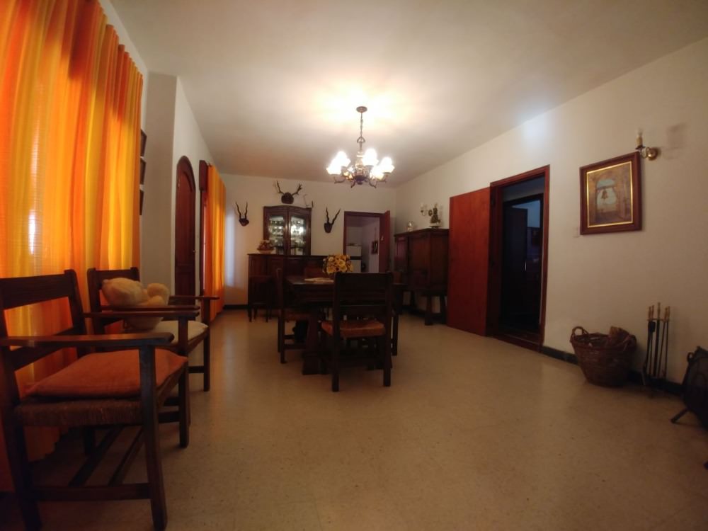 Casa en Tanti 