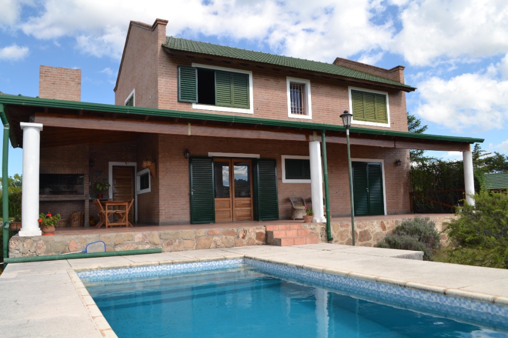 Casa en Tanti. Camino a Flor Serrana