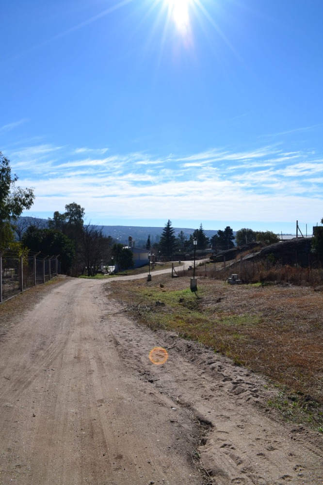 Lote terreno en Tanti. Barrio Las Pircas 