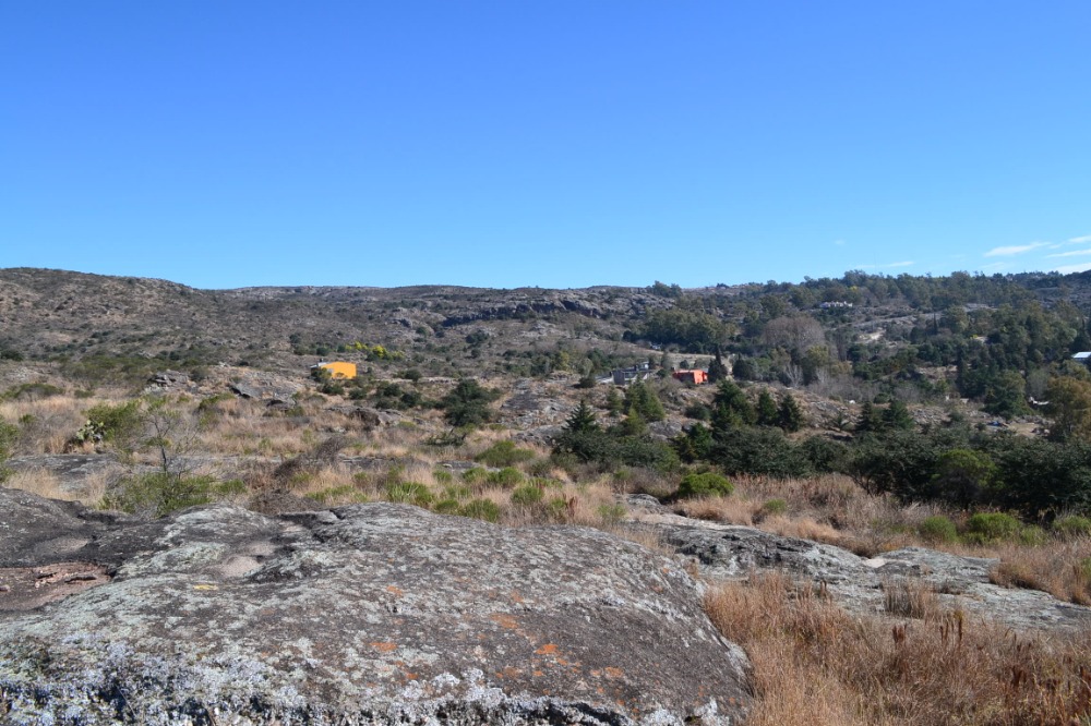 Lote terreno en Tanti. Barrio Las Pircas 