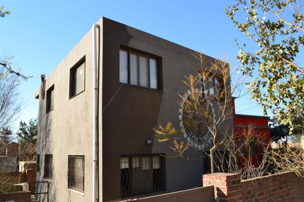 Comercio y Vivienda Familiar en Tanti