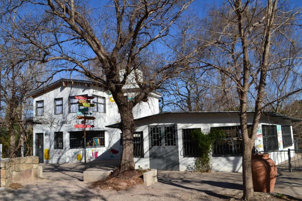 Comercio y Vivienda Familiar en Tanti