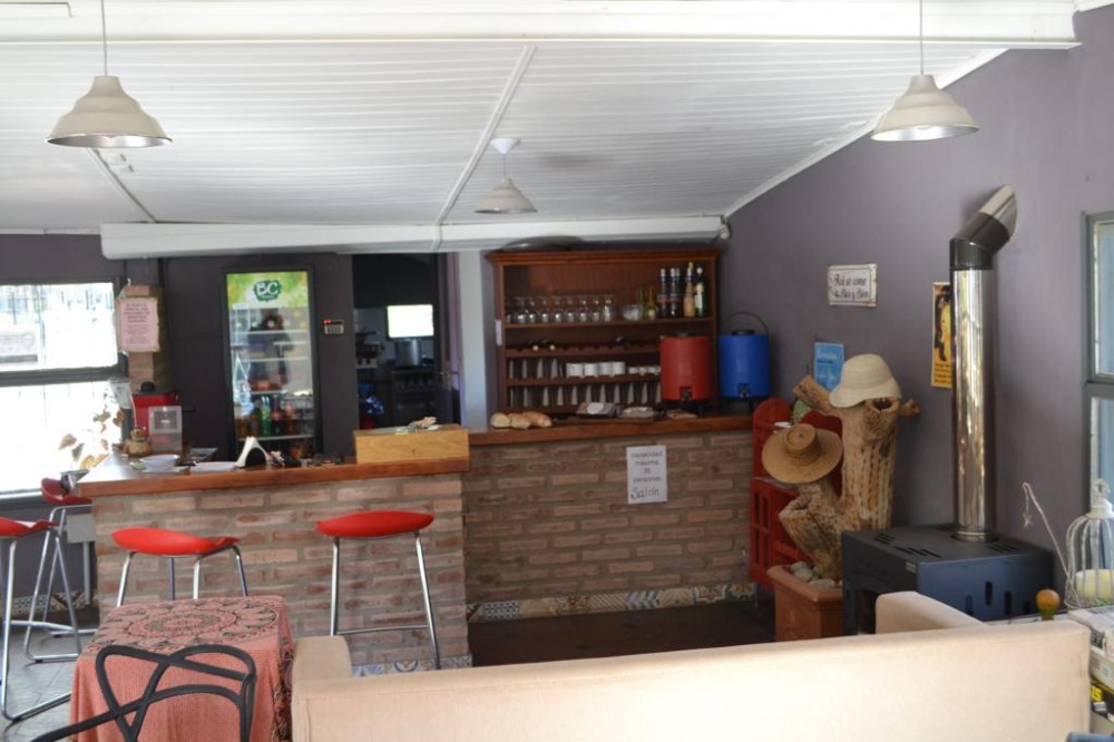 Comercio y Vivienda Familiar en Tanti