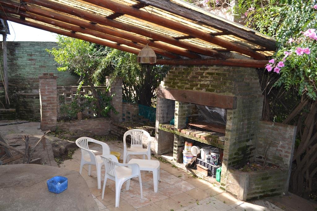 Vivienda familiar + Comercio + Cabañas en Tanti
