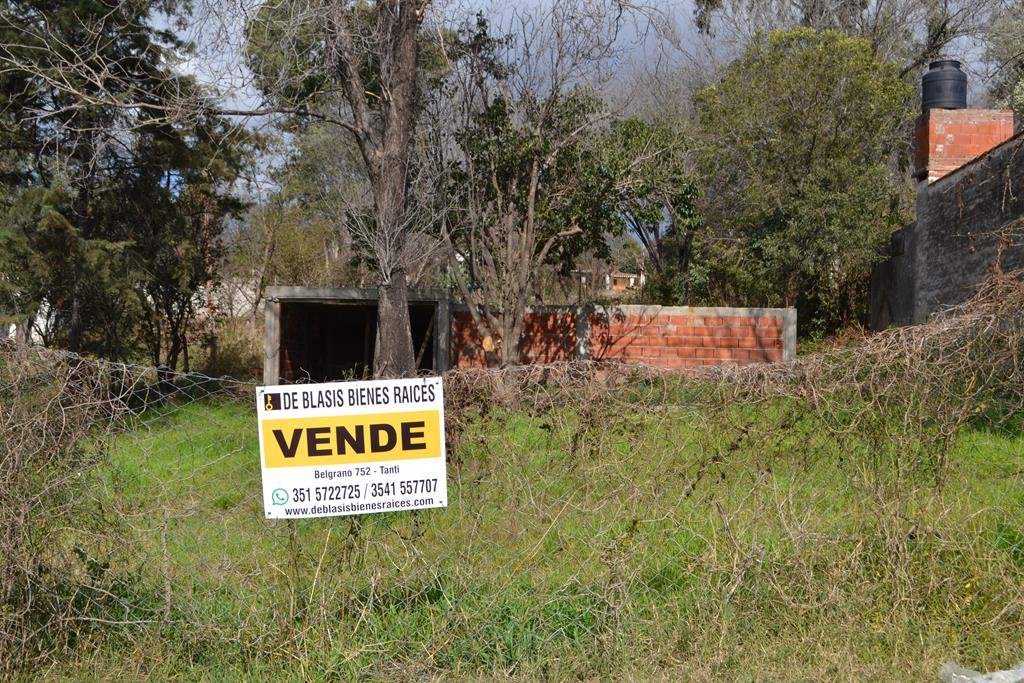Terreno en Tanti. Barrio Villa Douma