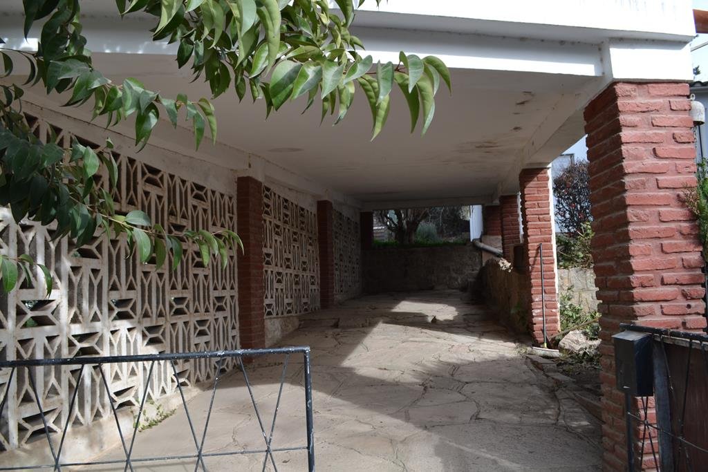 Casa barrio La Cascada. Tanti 