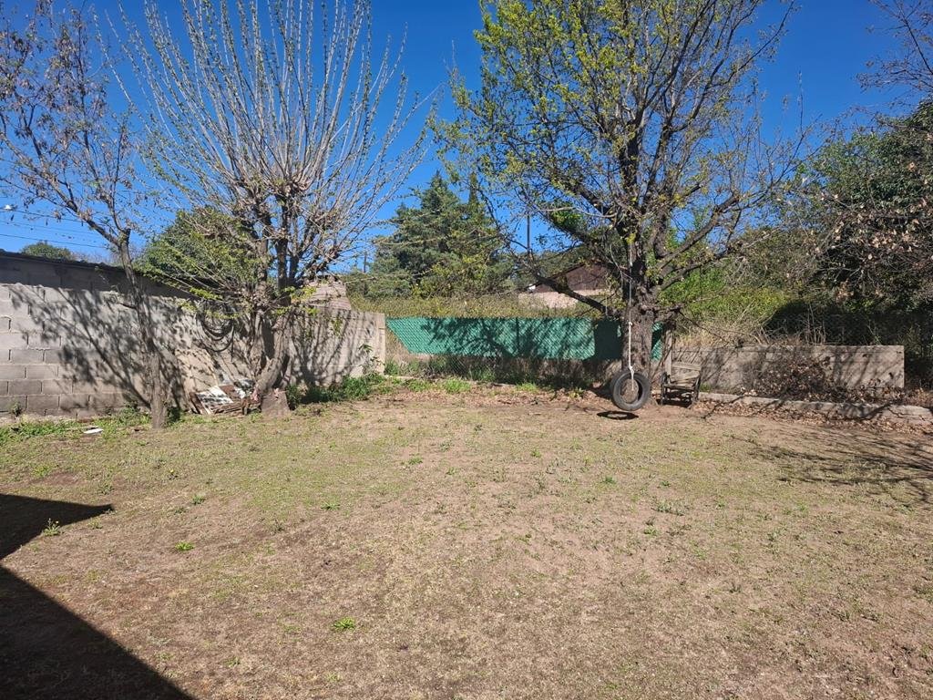 Casa en barrio Villa Muñoz. Tanti