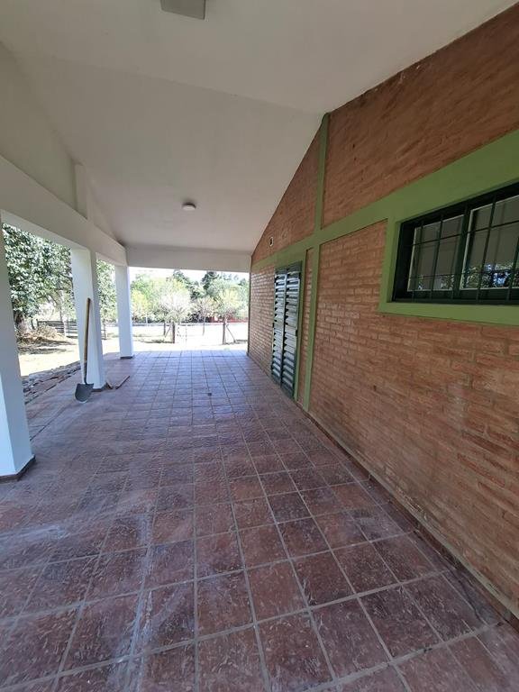 Casa sobre Ruta 28 en Villa Santa Cruz del Lago. 