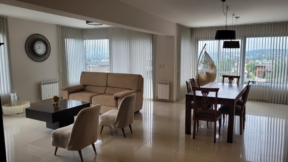 ESPECTACULAR CASA 