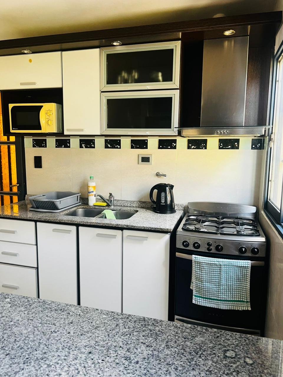 CASA CON PILETA