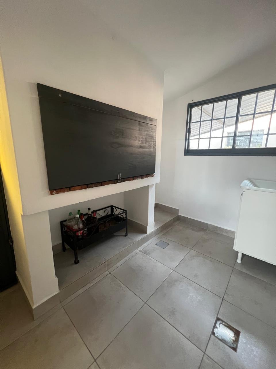 CASA CON PILETA