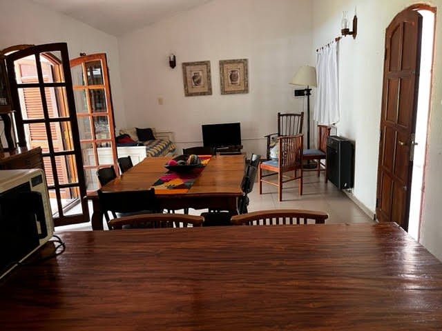 CASA CON PILETA 