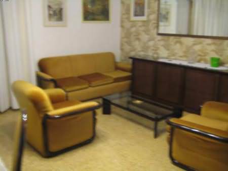 CASA CON PILETA PARA 9 PERSONAS CERCA DEL CENTRO